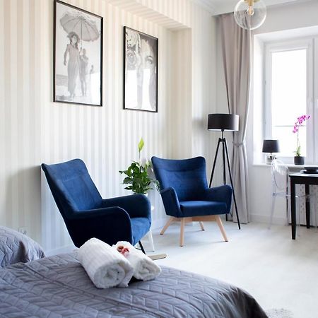 Alton Aleje Apartment 3 ワルシャワ エクステリア 写真