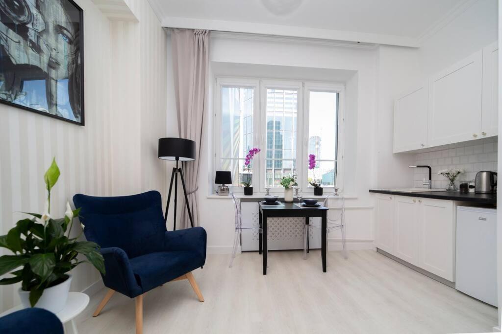 Alton Aleje Apartment 3 ワルシャワ エクステリア 写真